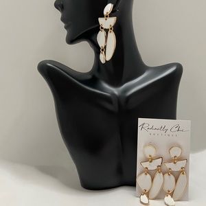 White Exaggerated Waterdrop Earrings